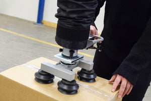 Easyhand M™ is a flexible vacuum lifter with a modular design for loads of up to 50 kg. It brings ease and convenience to the handling of everything from sacks and cardboard boxes to sheet materials such as glass, sheet metal and doors. MOVOMECH